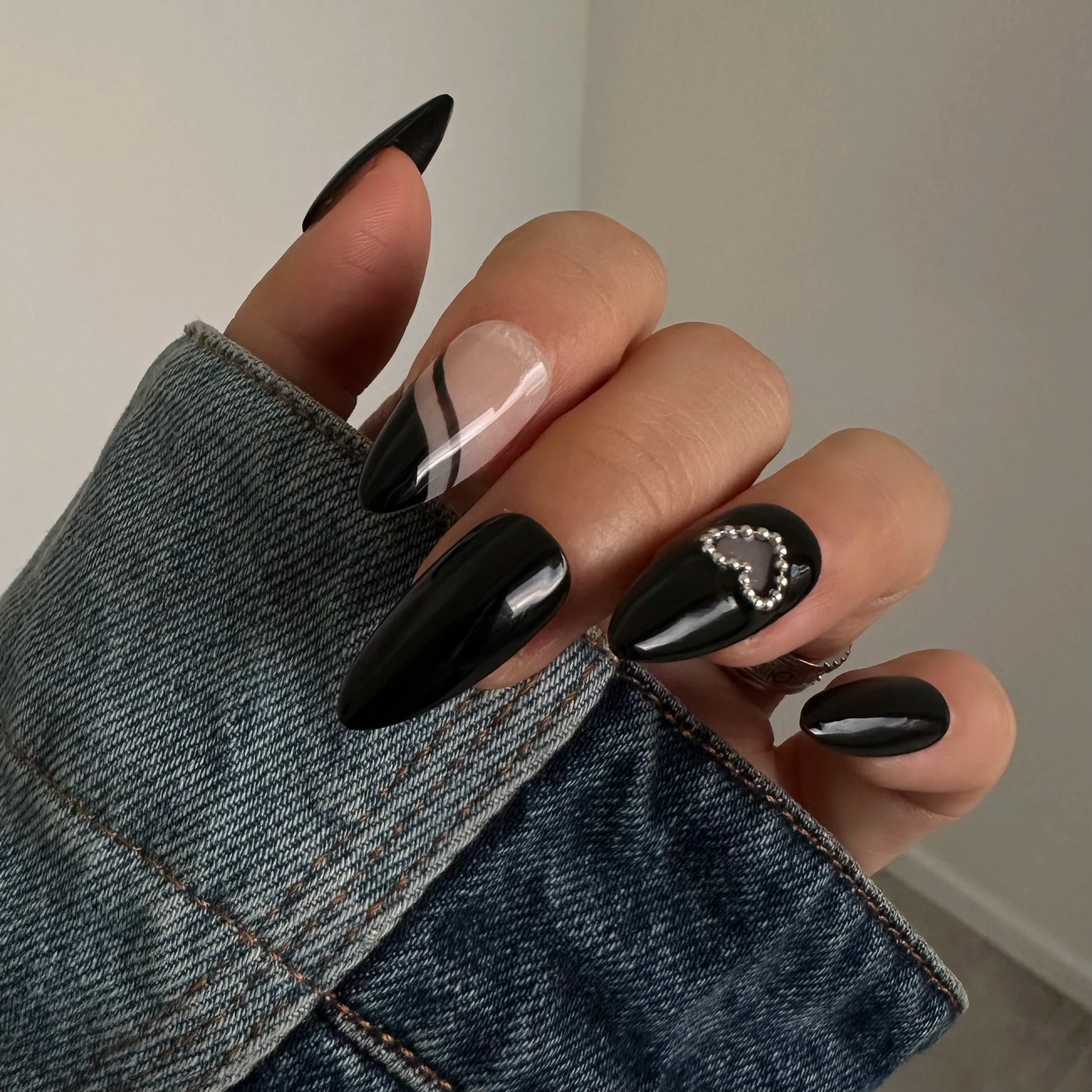 Tippi Press On Nails Australia Salon quality Nails in 15 mins